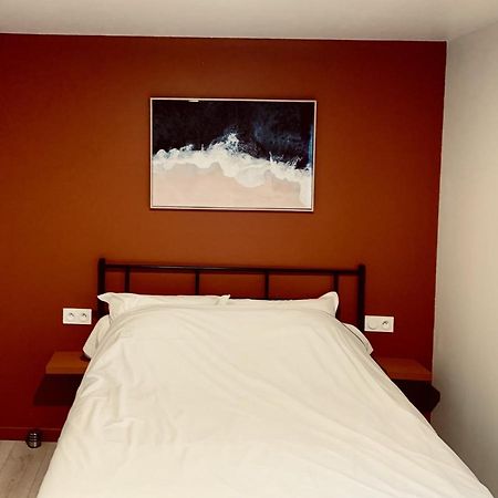 Appartement Gignac - Superbe cocon indépendant avec balnéo et jardin Extérieur photo