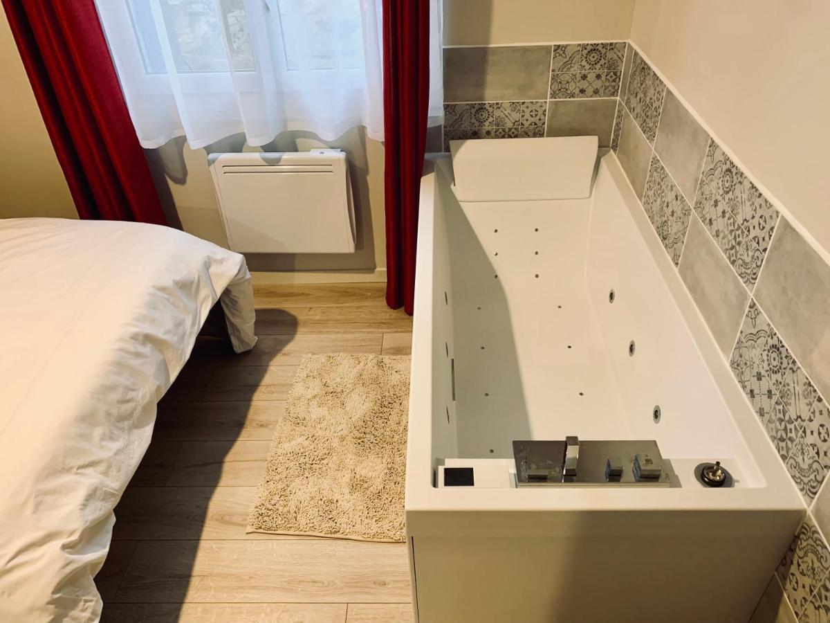 Appartement Gignac - Superbe cocon indépendant avec balnéo et jardin Extérieur photo