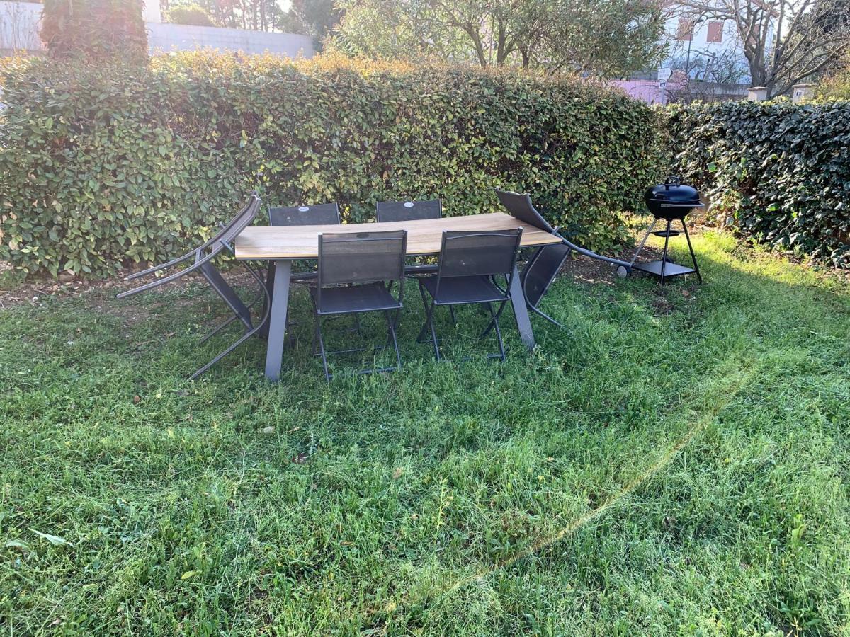 Appartement Gignac - Superbe cocon indépendant avec balnéo et jardin Extérieur photo
