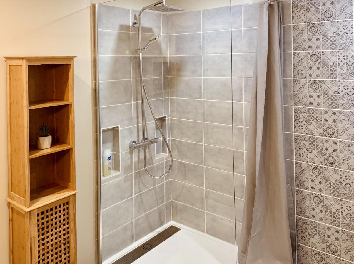 Appartement Gignac - Superbe cocon indépendant avec balnéo et jardin Extérieur photo